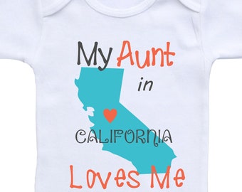 My Aunt Loves Me baby bodysuits - Baby Auntie Gift