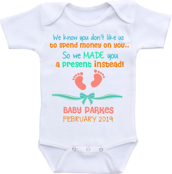 Womens Shirt For Grandma Of Twins 2019 - Newborn Babys Tee For Nana Womens Shirt For Grandma Of Twins 2019 - Newborn Babys Tee For Nana