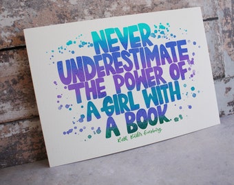 Nunca subestimes el poder de una chica RGB Quote Art, Ruth Bader Ginsberg Poster, Inspiring Quote for Girls, Wall Art for Girls Room
