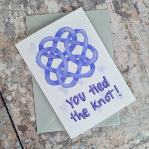 Tarjeta de boda de estilo papercut para el mejor amigo Periwinkle, Tie the Knot Card Wedding para la hermana, Tarjeta de boda de juego de palabras para el novio, Tarjeta de aciano