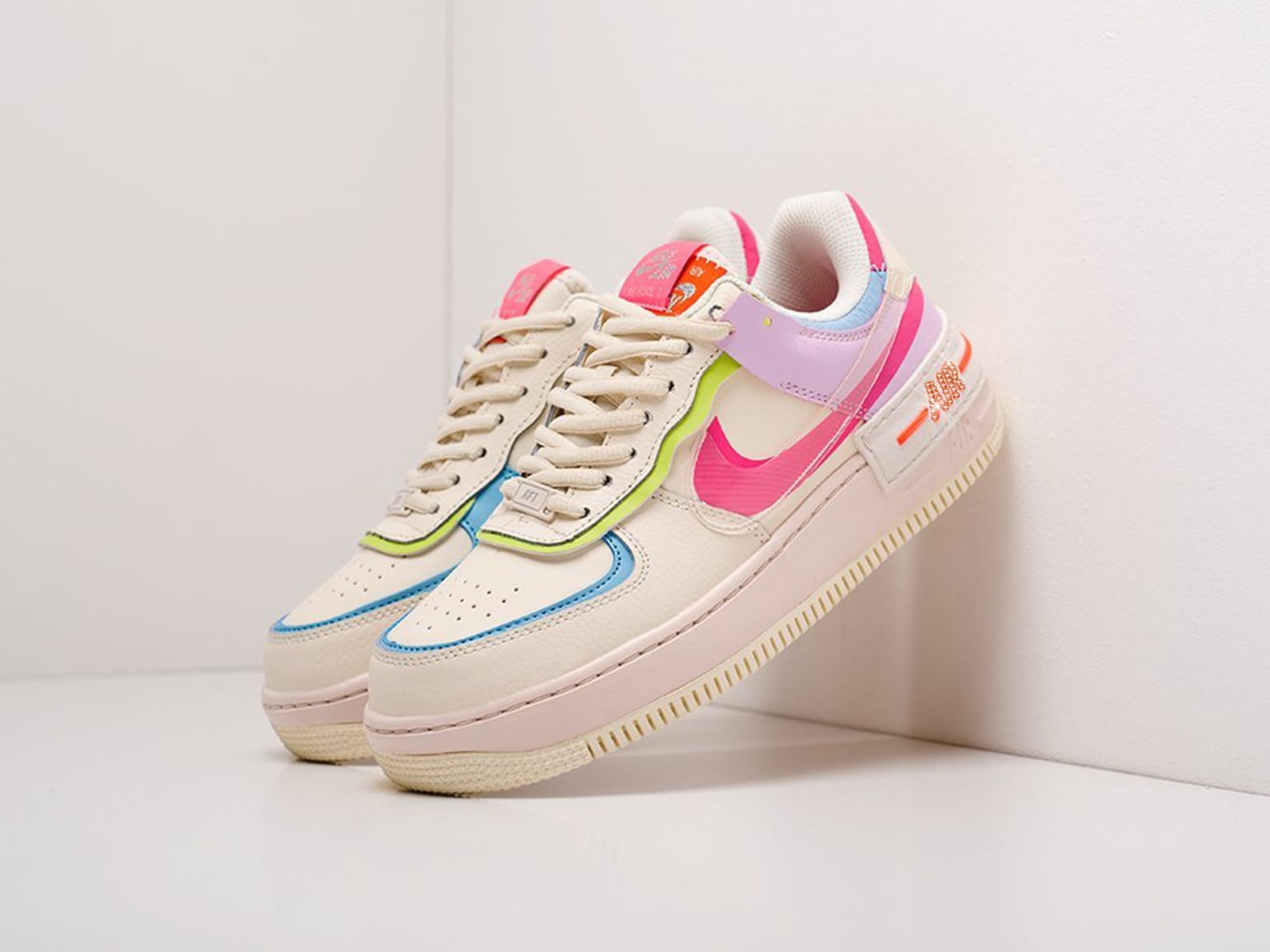 Сколько стоит кроссовки nike. Кроссовки АИР Форс 1. Nike Air Force 1 женские разноцветные. Nike Air Force 1 Shadow. Nike кроссовки Air Force 1.