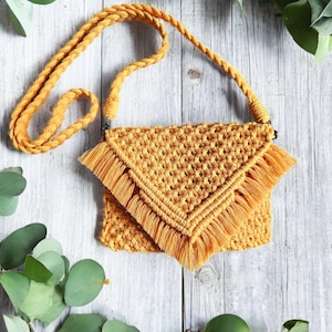 Small Macrame Crossbody Purse, Cell Phone Purse, Boho