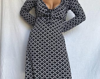 Y2K black and white heart babydoll long sleeve dress
