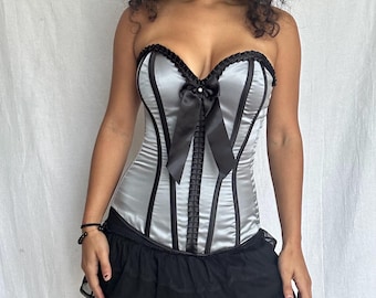 Vintage Y2K grey and black gothic boned bow corset
