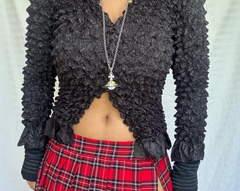 Cárdigan gótico punk negro elástico con volantes y bajo ondulado, estilo Y2K.