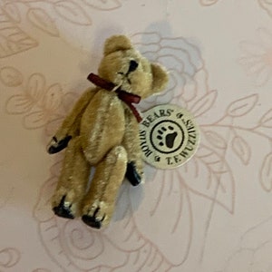 Vintage Boyds Bears  pin, Boyds Bears Brooch, Boyds Bears plush pin