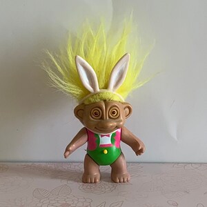 Vintage Troll Doll, Troll doll, 90s troll doll,  troll doll, 90s Troll, Easter troll doll, Soma Troll doll