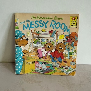 The Berenstain Bears Book, Vintage Berenstein Bears book, Vintage Berenstain Bears Paperback book