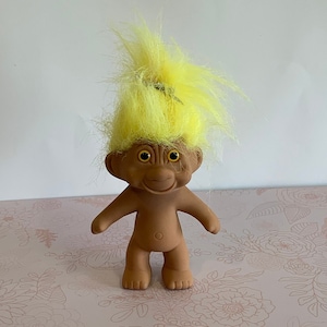 1991 TNT Troll Doll, Vintage Yellow hair Troll doll, vintage troll doll