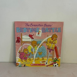 The Berenstain Bears Book, Vintage Berenstein Bears book, Vintage Berenstain Bears Paperback book