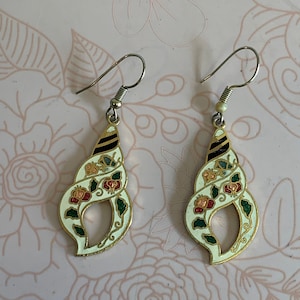 Vintage Enamel and Cloisonne Earrings, Cloisonne Earrings, White Cloisonne Earrings, Vintage Earrings