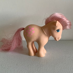 Vintage Hasbro My Little Pony G1 Peachy with Pink Hair
