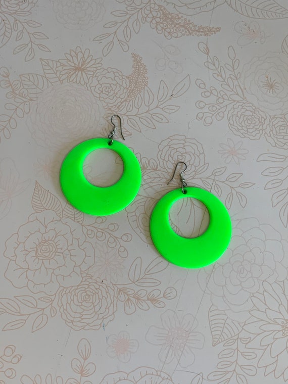 Vintage Costume Earrings Bright Green Earrings Green Dangle Etsy