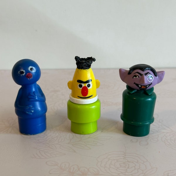 Vintage Fisher Price Little People Sesame Street, Fisher Price Little People Bert, Little people  Grover, Little People Count Dracula