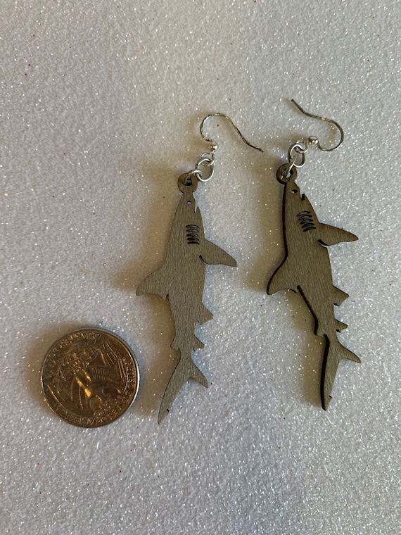 Dangling Wood Earrings, Wooden Shark Earrings, Vintage Wood Carved Earrings, Shark Earrings, Vintage Hook Earrings