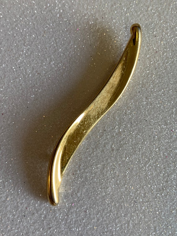 Vintage Monet Brooch, Gold Curved Monet Brooch, V… - image 2