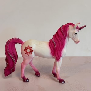 Schleich animal, Schleich Horse, Diorama horse Figure, Schleich Unicorn , Wildlife animal figure for Diorama, Schleich Figure
