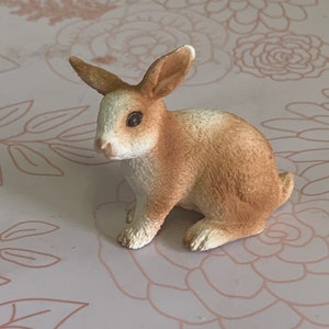 Retired Schleich animal, Schleich Rabbit, Diorama Rabbit, Schleich Bunny, Schleich Brown Rabbit, Schleich Wild Rabbit
