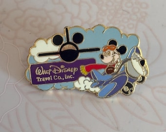 Vintage Goofy Airplane Disney Lapel Pin, Collectible Trading Pin