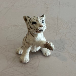 Retired Schleich animal, Schleich Tiger,cub, baby Tiger Figure, Schleich White Tiger, Wildlife animal toy figure, PVC animal toy figure
