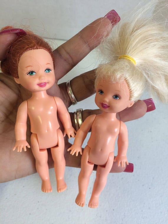 Adventures with Lil Friends of Kelly Doll Case Barbie KELLY DOLL CASE Holds 6