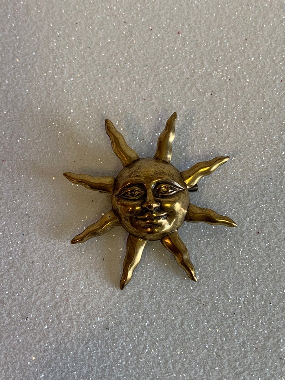 Vintage Sun Jewelry, Sun Brooch, Gold Tone Sun Bro