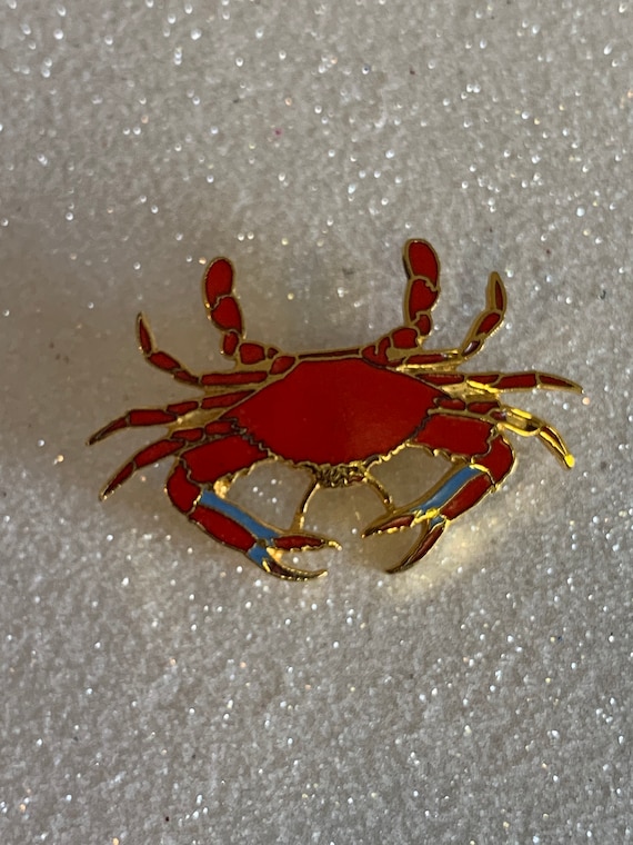 Vintage 1982 WM Spear Pin, WM Spear Crab pin, Enam