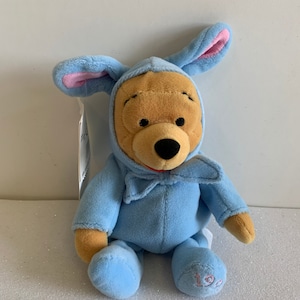 Disney Store Winnie the Pooh bean bag doll, Disney&#39;s Winnie Pooh, Disney Pooh Bear bean bag doll, Winnie the Pooh Beanbag doll