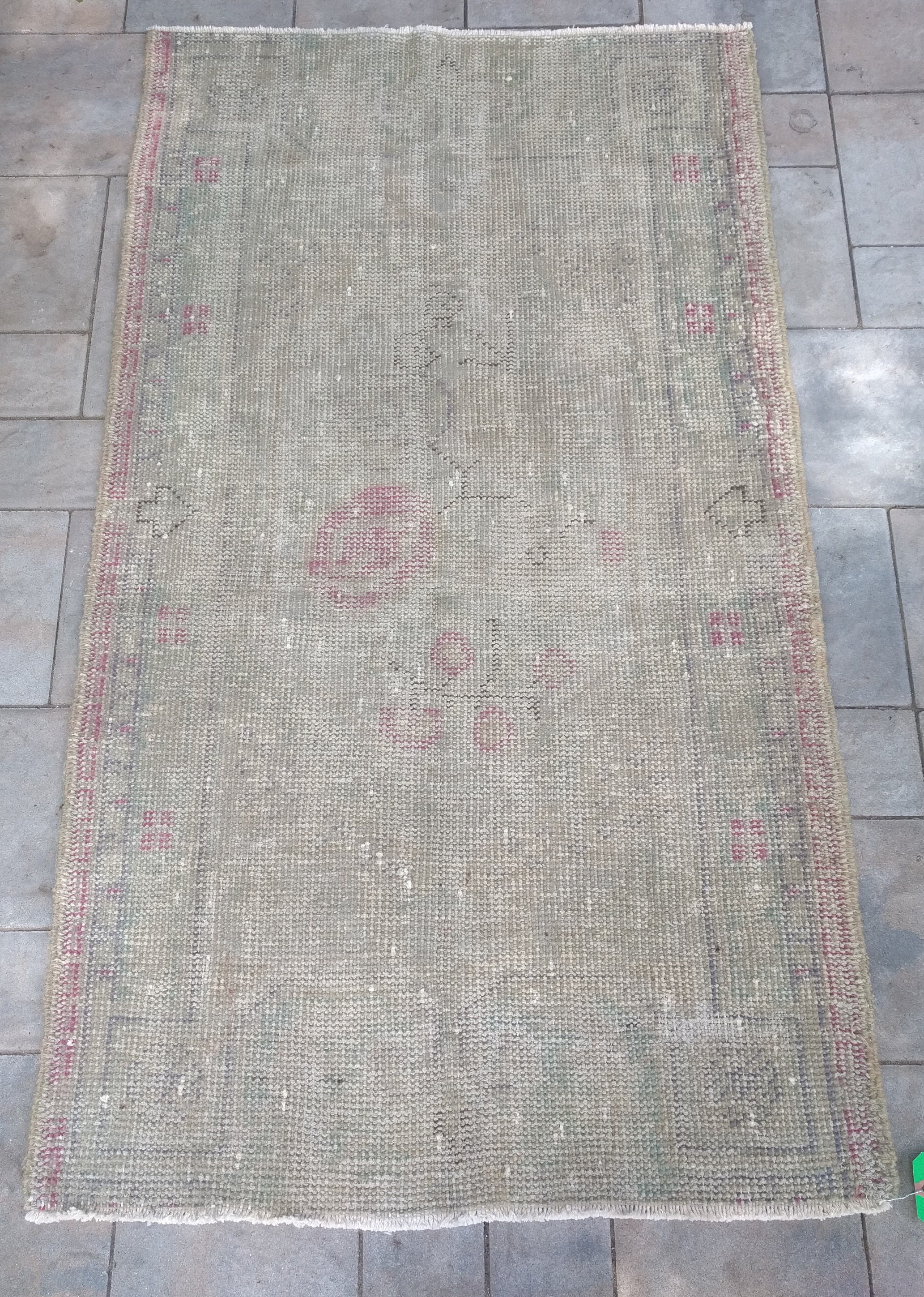US SELLER - 2'3 X 4'4 Imported vintage Turkish rug retro distressed one of  a kind rug - free US shipping 3x4 4x3 antique wool ooak Worn out
