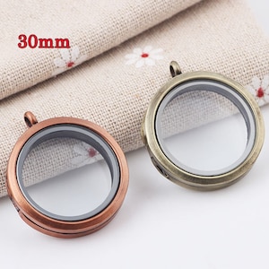 30mm Round Shape Floating Glass Locket ,Magnet Closure Locket , Floating Locket Necklace Pendant ,Shadow Box Locket ,Red Copper / Bronze
