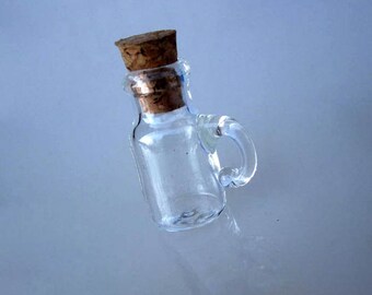 5PCS Mini Tea Cup 20X14X17mm,2ML Clear Glass Bottles with cork Metal Eyehoop,Mini Glass vials,Aromatherapy Pendant, DIY Wishing Bottles