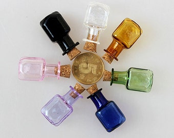 5PCS Square Shape 14x25MM Glass Bottle,2ML 7Colors(Clear/Pink/Purple/Blue/Green/Yellow/Black)with cork Metal Eyehoop,Handmade DIY Bottle
