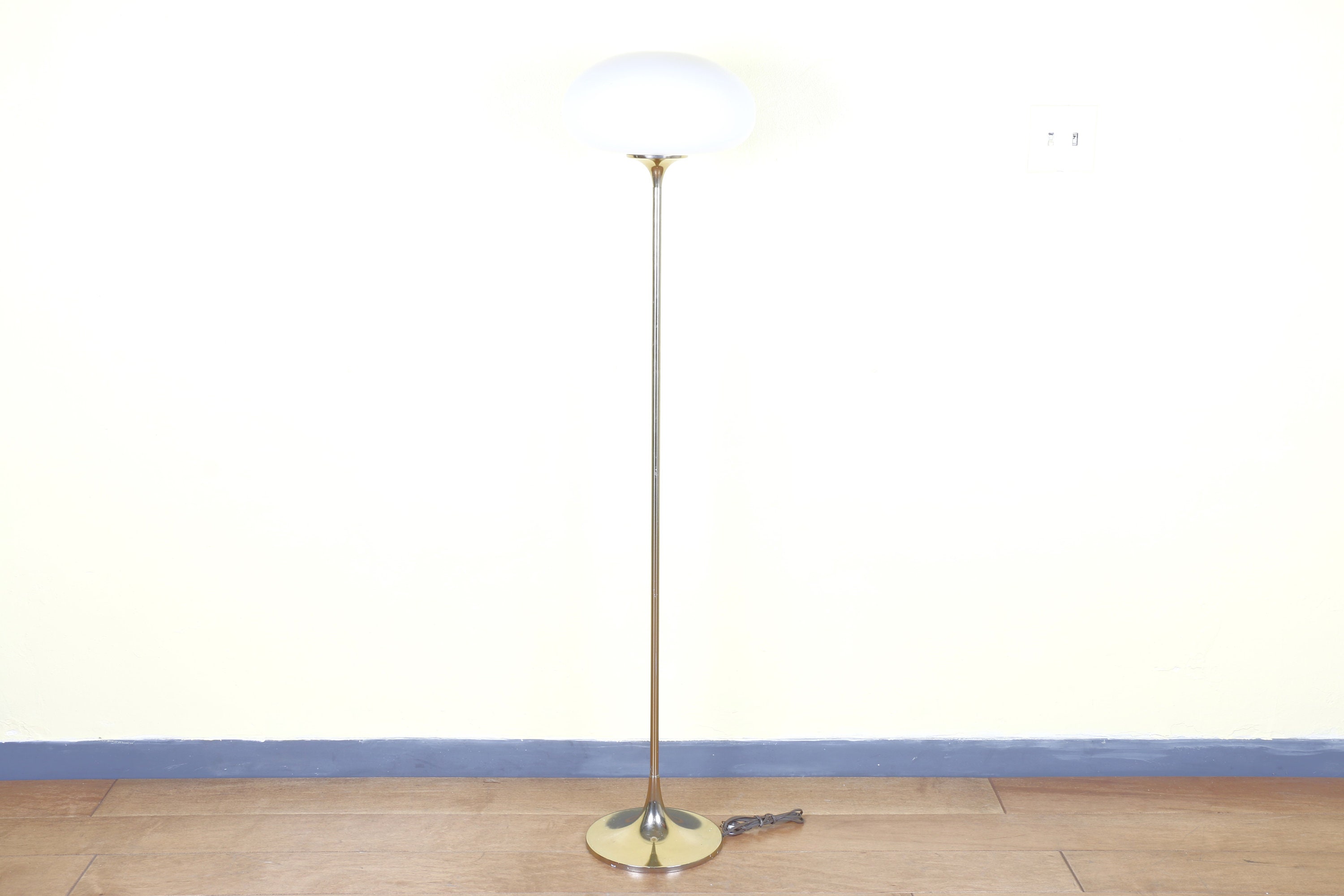 Laurel on sale mushroom lamp