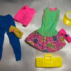 Barbie Wet and Wild Fashion 1988 – Partial Outfits #1045 & 1067