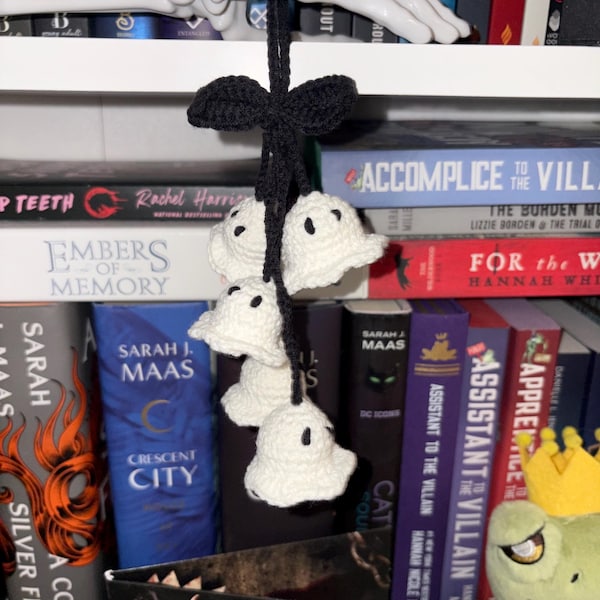Crochet Ghost Bellflowers