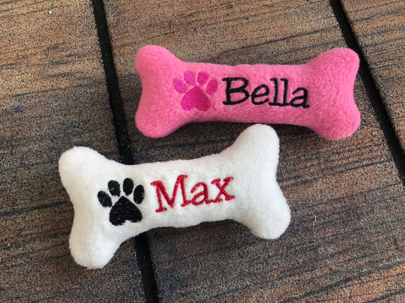 Dog Toy with Squeaker-Small Pet Plushies Custom Plaid Puppy Toy with Squeaker Personalize Dog Squeaky Toy Dog Bone Toy With Embroidered Name