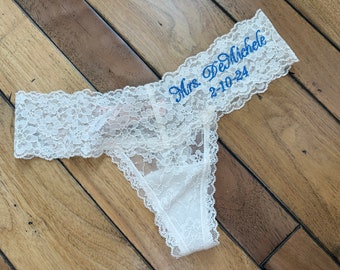 Bride Panties Personalized, Named Bridal Lingerie in Coconut-white, Off-white Mrs Thongs, Honeymoon gift, Bachelorette gift