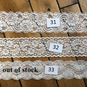 You're Next Wedding Throw Garters, Embroidered Bridal Lace Garters, Bride Bachelorette Gift, Custom Made to Fit Petite to Plus Sizes Bild 5