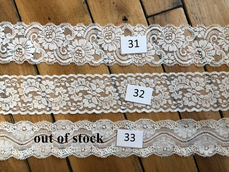 You're Next Wedding Throw Garters, Embroidered Bridal Lace Garters, Bride Bachelorette Gift, Custom Made to Fit Petite to Plus Sizes Bild 5