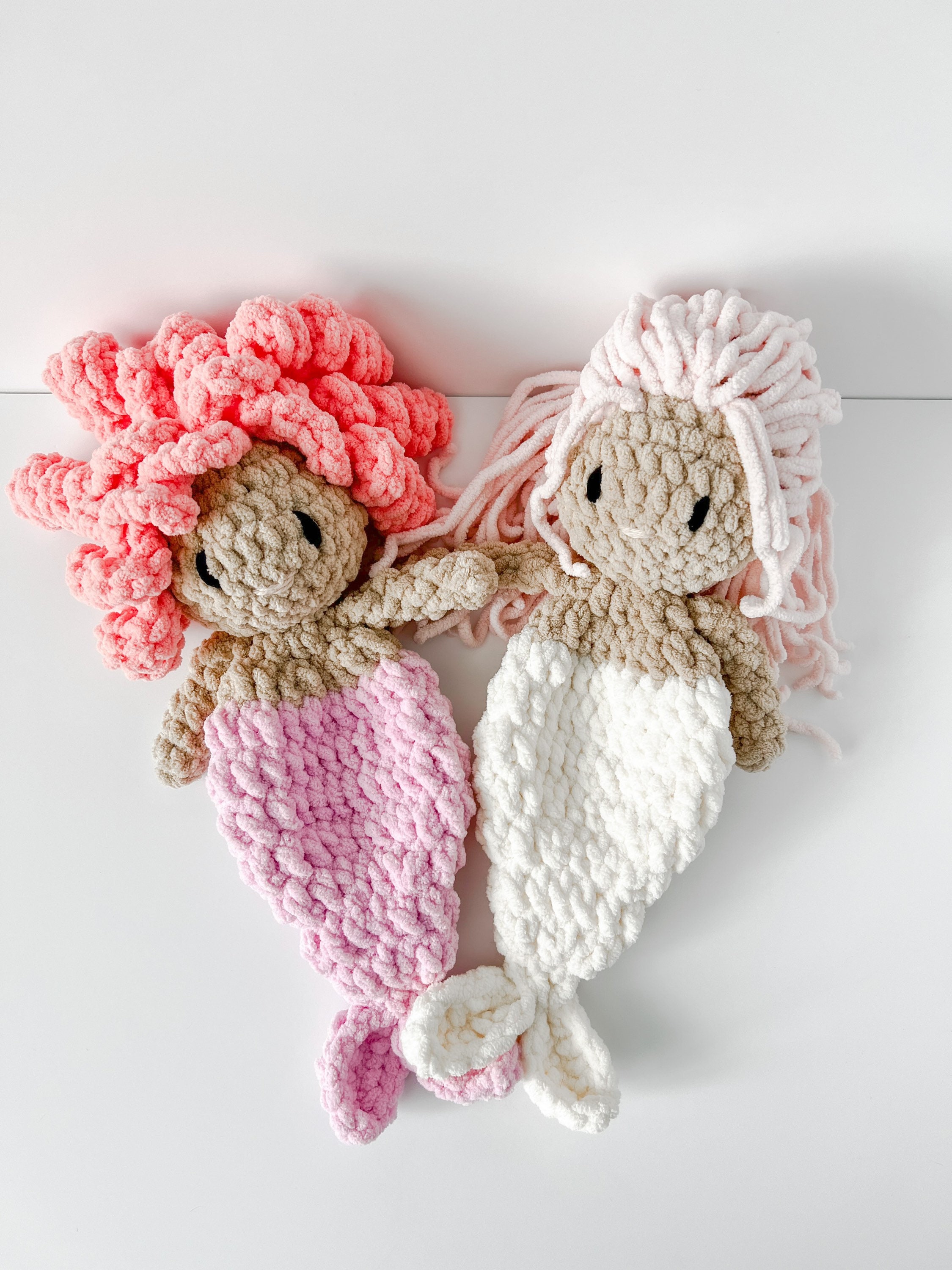 39 Mermaid Crochet Patterns: Amigurumi Dolls, Pocket Mermaids, and Creative Sea-Inspired... 32 The Makimi Mermaid Crochet