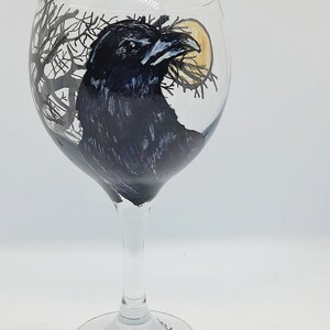 Hand painted Raven gin glass, raven art, gin lovers gift, raven lovers gift, gothic gin glass , gothic decor,  witchy glass, witch gift