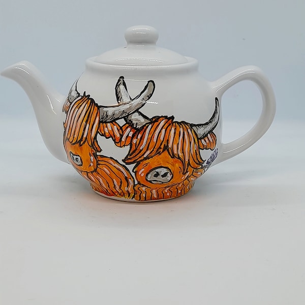 Hairy coo teapot, porcelain teapot,  15oz teapot, 2cup teapot, hairy coo gift, Xmas gift, hairy coo decor, Highland cow, tea lovers gift