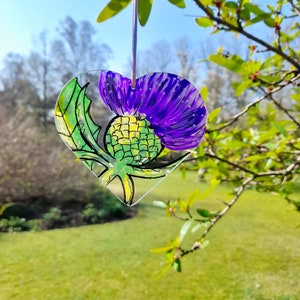 Thistle sun catcher, hand painted sun catcher, glass art, scottish wildflower,  scottish gift, letterbox gift,