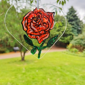 Red rose sun catcher, hand painted glass, valentines gift, anniversary gift, gift for her, single rose , window hanging, letterbox gift