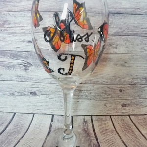 Hand painted butterfly wine glass, personalised wine glass, teachers gift, retirement gift, mother&#39;s Day gift, keepsake wine glass