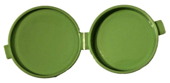 Tupperware Clamshell Pocket Pill Container Box Ke… - image 3