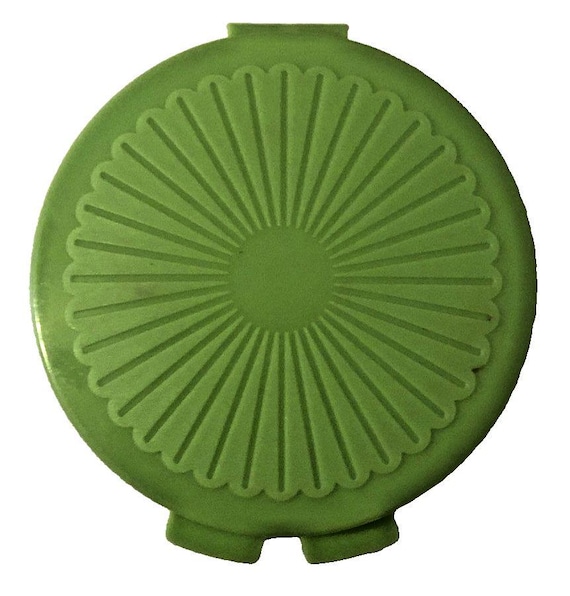 Tupperware Clamshell Pocket Pill Container Box Ke… - image 1