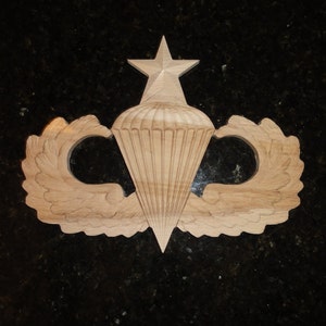Senior Parachutist Badge Plaque 13-15&quot; Cutout (With or without Combat Star)
