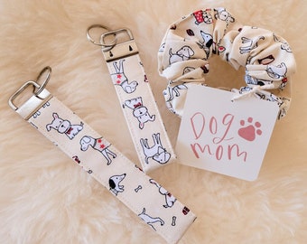 Dog Mom Fabric Wristlet Keychain & Scrunchie Set