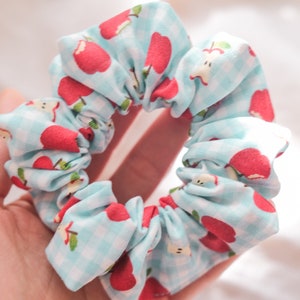 Apple Hair Scrunchie: Teacher Appreciation Gift with Favor Card image 6